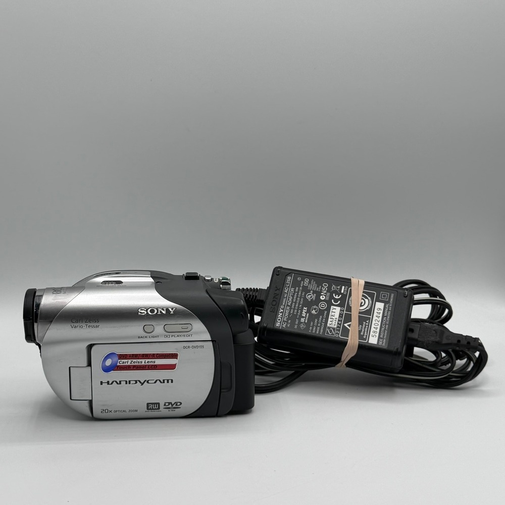 Sony Handycam DCR-DVD105 Digital Video Camera Carl Zeiss 20x Zoom Silver Black
